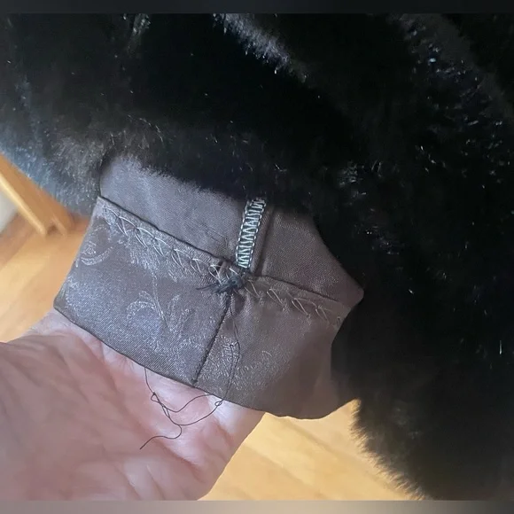 Gorgeous vintage Hillmoor faux fur coat. In excellent condition. - Picture 10 of 10